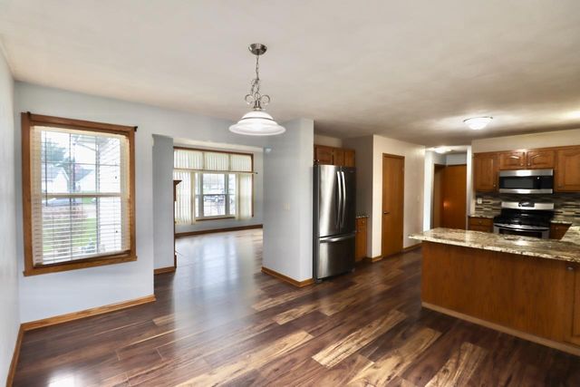 2413 Turnberry Drive, Beloit, WI 53511