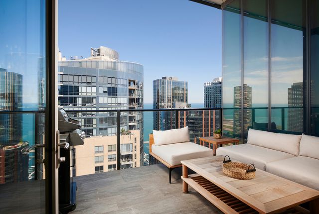 363 E Wacker Drive 3608, Chicago, IL 60601