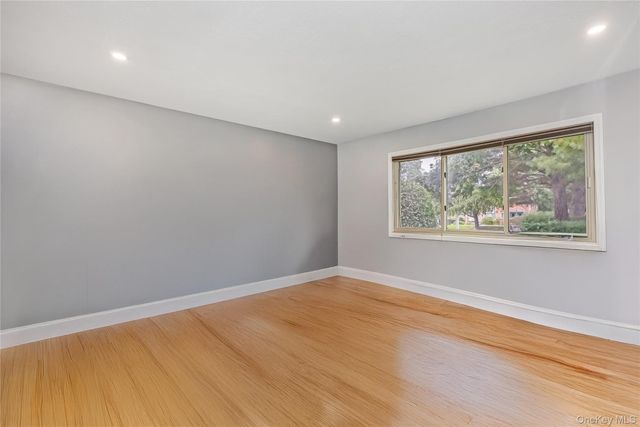 2449 Union Blvd 21A, Islip, NY 11751