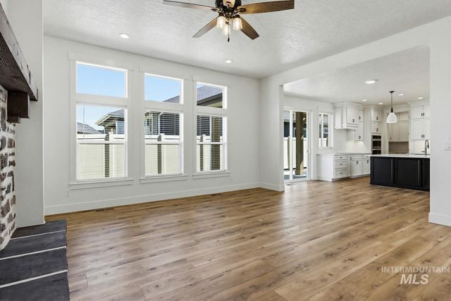 1400 W Caravan St, Kuna, ID 83634