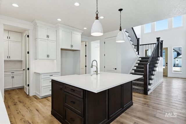 1400 W Caravan St, Kuna, ID 83634