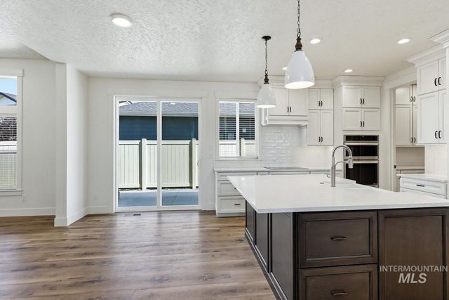 1400 W Caravan St, Kuna, ID 83634