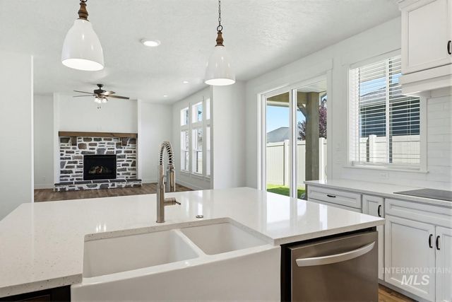1400 W Caravan St, Kuna, ID 83634