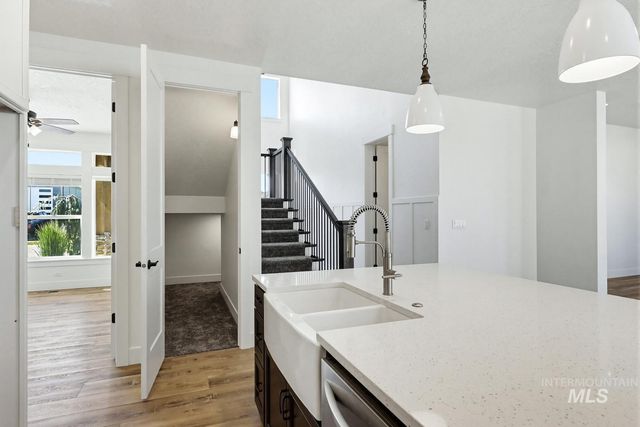 1400 W Caravan St, Kuna, ID 83634