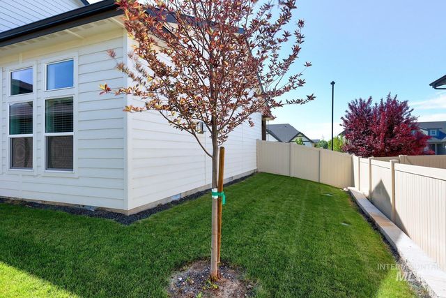 1400 W Caravan St, Kuna, ID 83634