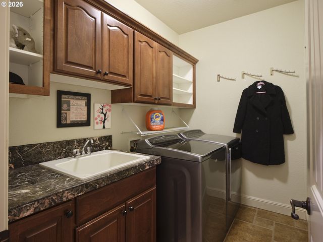 4105 Ne 107TH St, Vancouver, WA 98686