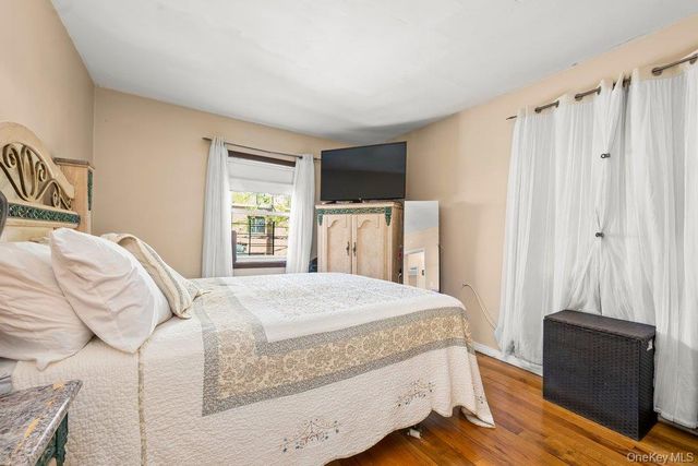 73-37 197th Street, Fresh Meadows, NY 11366