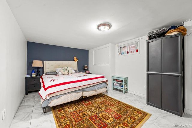 73-37 197th Street, Fresh Meadows, NY 11366