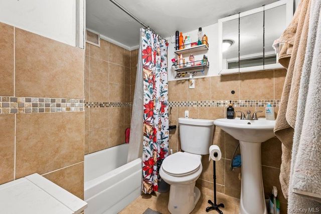 73-37 197th Street, Fresh Meadows, NY 11366