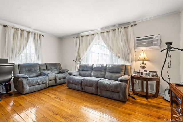 73-37 197th Street, Fresh Meadows, NY 11366