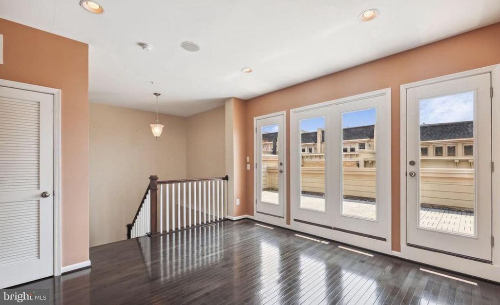 Image 23 of property listing at 601 SPRINTSAIL WAY #64, Oxon Hill, MD 20745