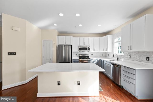 420 ESMOND PL, Upper Marlboro, MD 20774