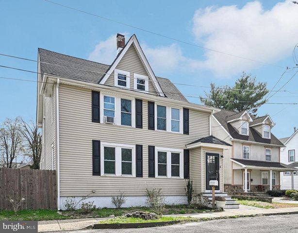 206 CHESTNUT ST, Mount Holly, NJ 08060