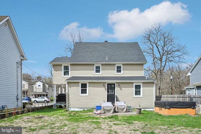 206 CHESTNUT ST, Mount Holly, NJ 08060