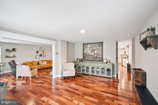 206 CHESTNUT ST, Mount Holly, NJ 08060