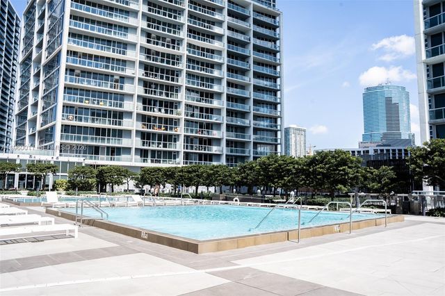 465 Brickell Ave 2703, Miami, FL 33131