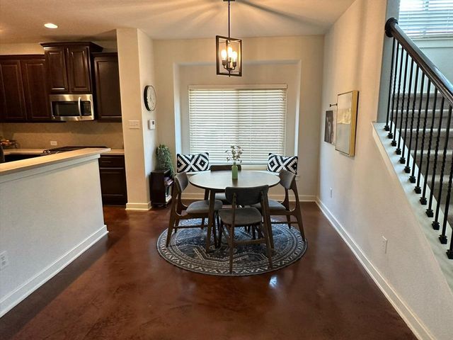 205 Sycamore ST, Georgetown, TX 78633