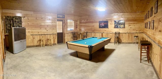 126 Rafter Rd, Tellico Plains, TN 37385