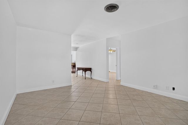 860-870 NE 23rd Avenue 1-2, Pompano Beach, FL 33062