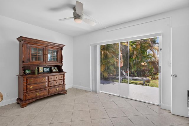 860-870 NE 23rd Avenue 1-2, Pompano Beach, FL 33062