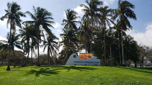860-870 NE 23rd Avenue 1-2, Pompano Beach, FL 33062
