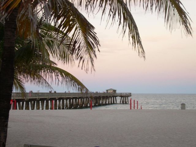 860-870 NE 23rd Avenue 1-2, Pompano Beach, FL 33062