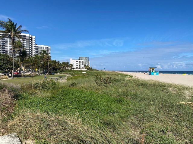 860-870 NE 23rd Avenue 1-2, Pompano Beach, FL 33062
