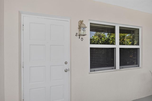 860-870 NE 23rd Avenue 1-2, Pompano Beach, FL 33062