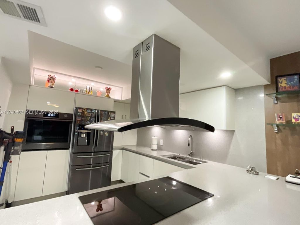 1301 NE Miami Gardens Drive 501W, Miami, FL 33179