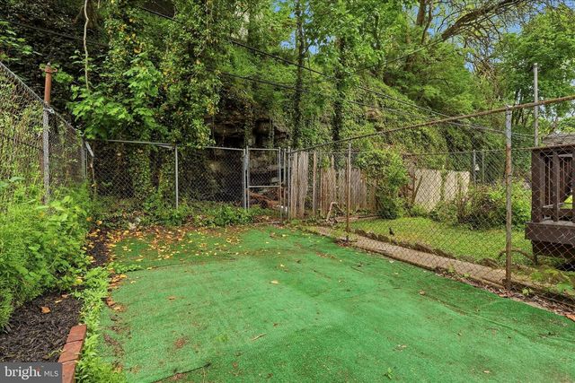 5321 WINGOHOCKING TER, Philadelphia, PA 19144