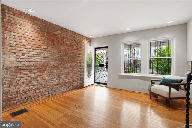 5321 WINGOHOCKING TER, Philadelphia, PA 19144