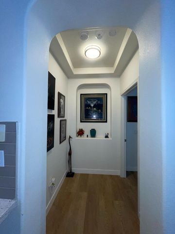 160 S Rock House Cir, Sacramento, CA 95835