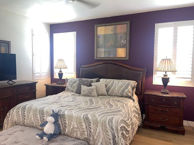160 S Rock House Cir, Sacramento, CA 95835