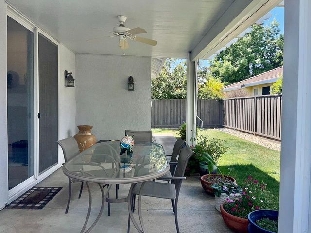 160 S Rock House Cir, Sacramento, CA 95835