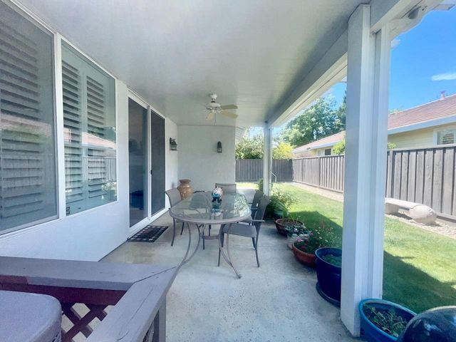 160 S Rock House Cir, Sacramento, CA 95835
