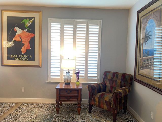 160 S Rock House Cir, Sacramento, CA 95835