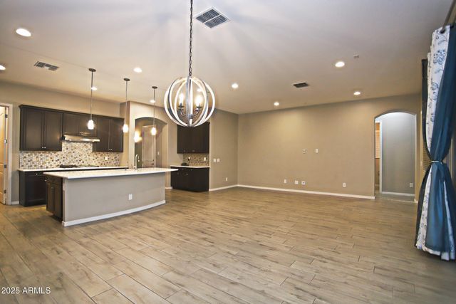 1954 E GERONIMO Street, Chandler, AZ 85225