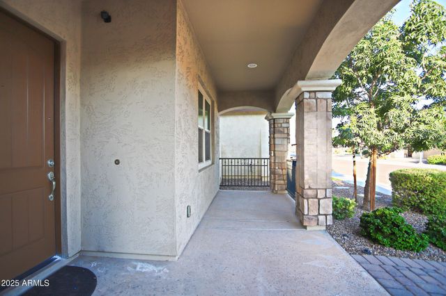 1954 E GERONIMO Street, Chandler, AZ 85225