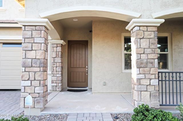 1954 E GERONIMO Street, Chandler, AZ 85225