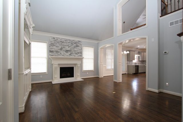 2465 Astarita Way, Lexington, KY 40509