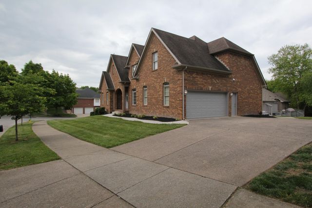 2465 Astarita Way, Lexington, KY 40509