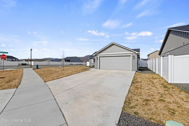 5939 W Downs WAY, Rathdrum, ID 83858
