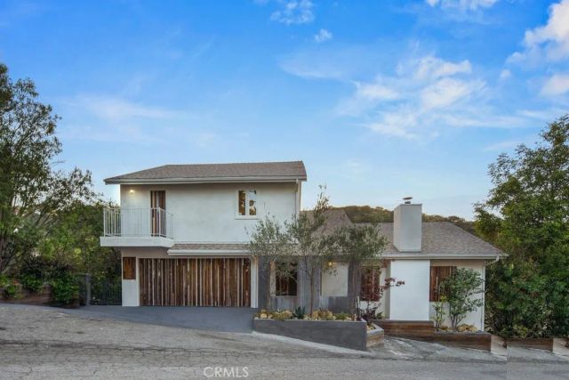 2205 Beech Knoll, Los Angeles, CA 90046