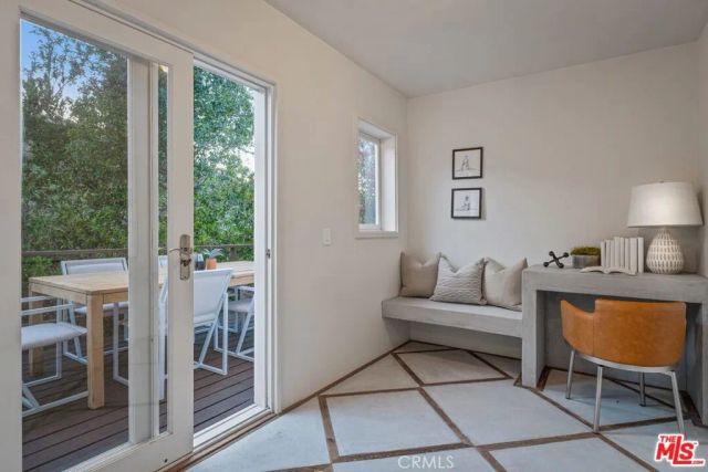 2205 Beech Knoll, Los Angeles, CA 90046