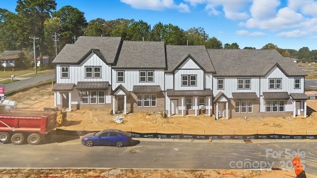 210 Silver Fleet Drive, Indian Trail, NC 28079