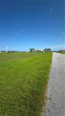 109 NW 32nd PL, Cape Coral, FL 33993
