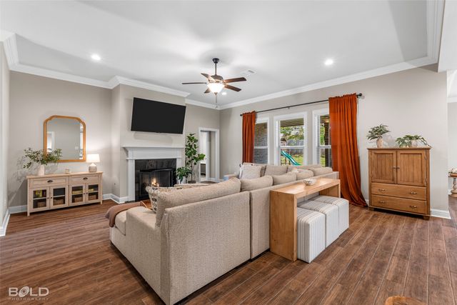 108 Brimestone Loop, Benton, LA 71006