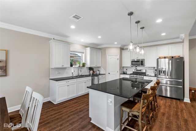 108 Brimestone Loop, Benton, LA 71006
