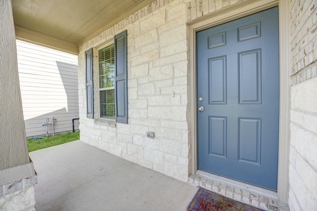 338 Shady Cedar Hill Lane, Conroe, TX 77378