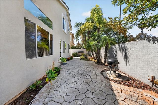 21 Calle Del Mar, Rancho Santa Margarita, CA 92688